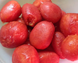 Foto del paso 1 de la receta: Salsa de tomates frescos, ajo y albahaca