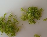 Foto del paso 3 de la receta: 🍚🥑Ensalada de arroz con atún, aguacate, cebolla y lechuga.🥬