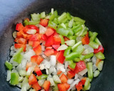 Foto del paso 3 de la receta: Heura con patatas y huevo poché