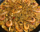 Foto del paso 16 de la receta: Paella de frutos del mar con gambones congelados