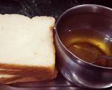 A picture of step 3 of Noodles puff pocket.