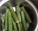 A picture of step 2 of Massala Drumstick.
