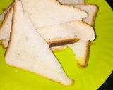 A picture of step 1 of Kashmiri bread pakora.
