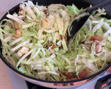 Foto del paso 4 de la receta: Col con bacon y setas
