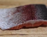 Foto langkah ke 1 dari resep Salmon Mentai Rice.