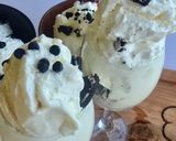 A picture of step 3 of Graveyard Oreo Ice Cream.