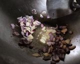 Foto langkah ke 3 dari resep Tumis Kentang Ati Ampela Pete.