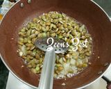 A picture of step 2 of Vaal Beans with Potatoes.