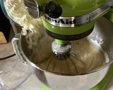 Une image de l'étape 4 de Muffins au cœur de beurre de cacahuète.