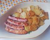 Foto del paso 4 de la receta: Salchichas frescas al vino con patatas en su salsa