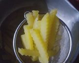 Foto langkah ke 2 dari resep French fries (kentang goreng ala resto cepat saji).