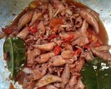 Foto langkah ke 4 dari resep Oseng cumi asin pedas.