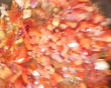 A picture of step 3 of Boiled sweet potatoes and pumpkin leaf egg sauce.