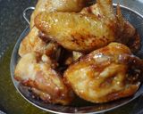 Foto langkah ke 1 dari resep Ayam Goreng Saus Inggris.