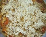 A picture of step 2 of Simple noodles.