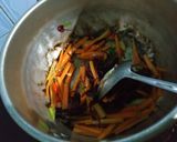 Foto langkah ke 2 dari resep Mi kuah sayur.