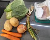 Foto del paso 1 de la receta: Guiso de col y patata