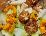Hình bước làm 1 của món Canh rau, củ, nấm