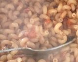 A picture of step 4 of Macaroni Jollof.
