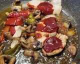 Foto del paso 4 de la receta: Fideos (fideuà) con cazón y rape