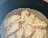 Foto del paso 4 de la receta: Alitas de pollo con salsa de mango en airfryer