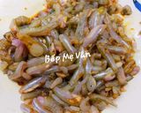 Hình bước làm 2 của món Cá lòng tong và tôm sông kho khô