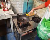 รูปขั้นตอนการทำที่ 4 ของ ยำไข่เจียวหมูสับน้ำพริกเผา
