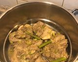 Hình bước làm 3 của món Đùi gà hấp gừng, sả