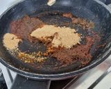 A picture of step 2 of Amritsari paneer bhurji.