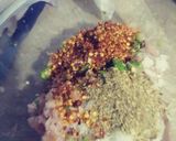 A picture of step 1 of Chicken patty burgers.
