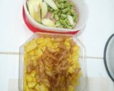 Foto langkah ke 1 dari resep Tumis kentang ayam kecap.