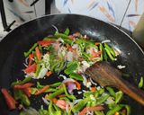 A picture of step 5 of White sauce pasta.