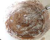 Foto del paso 2 de la receta: Bizcocho goloso de cacao amargo y frutos secos