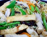 Hình bước làm 3 của món Mì xào chay