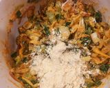 A picture of step 2 of Spring Onion Pakora.