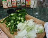 Foto del paso 2 de la receta: Encurtido de chiles jalapeños y cebolla blanca 🤤 ✔