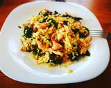 Foto del paso 6 de la receta: Arroz salteado con col rizado y uvas pasas - veggie - pechuga de pollo
