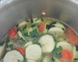 Foto del paso 3 de la receta: Crema de zanahoria y calabacín con un toque de manzana