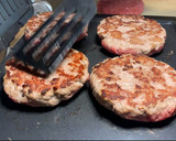 Foto del paso 9 de la receta: Hamburguesas de ternera en salsa de champiñones