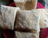 Foto langkah ke 3 dari resep Lumpia tahu pedas ala Rumah Sedep Rachel Vennya.