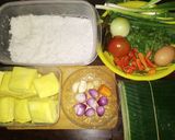 Foto langkah ke 1 dari resep Pepes Tahu Kelapa.
