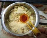 A picture of step 2 of Cabbage Kofta. Curry.
