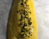 Une image de l'étape 4 de Saucisson brioché à la pistache.