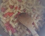 Foto del passaggio 6 della ricetta Pasta,pomodori e ricotta