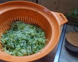 Foto del paso 2 de la receta: Tortilla de calabacín y queso de cabra
