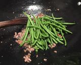 Foto langkah ke 3 dari resep Baby Buncis Daging Giling.