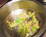 Foto del paso 2 de la receta: Sangrecita de pollo con papas fritas acompañado con arroz blanco