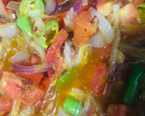 A picture of step 5 of Karele Pyaaz.