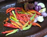 Foto langkah ke 2 dari resep Sambal Bawang Jelantah.