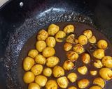 Foto langkah ke 3 dari resep Sate Telur Puyuh Bacem.